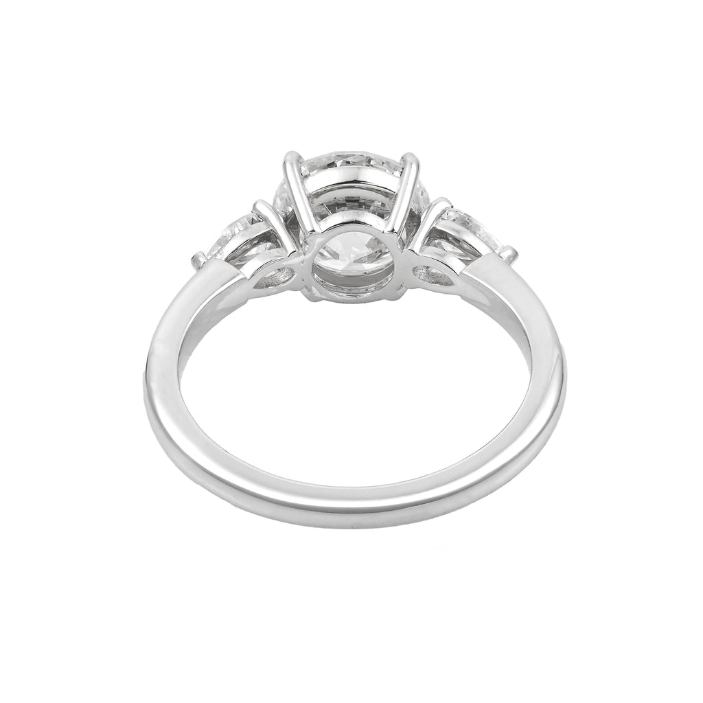 2.6 CT Lab Grown Diamond Three-Stone Ring – Round Cut Center with Trillion Side Stones – VVS EF – 14K/18K Gold Engagement Ring